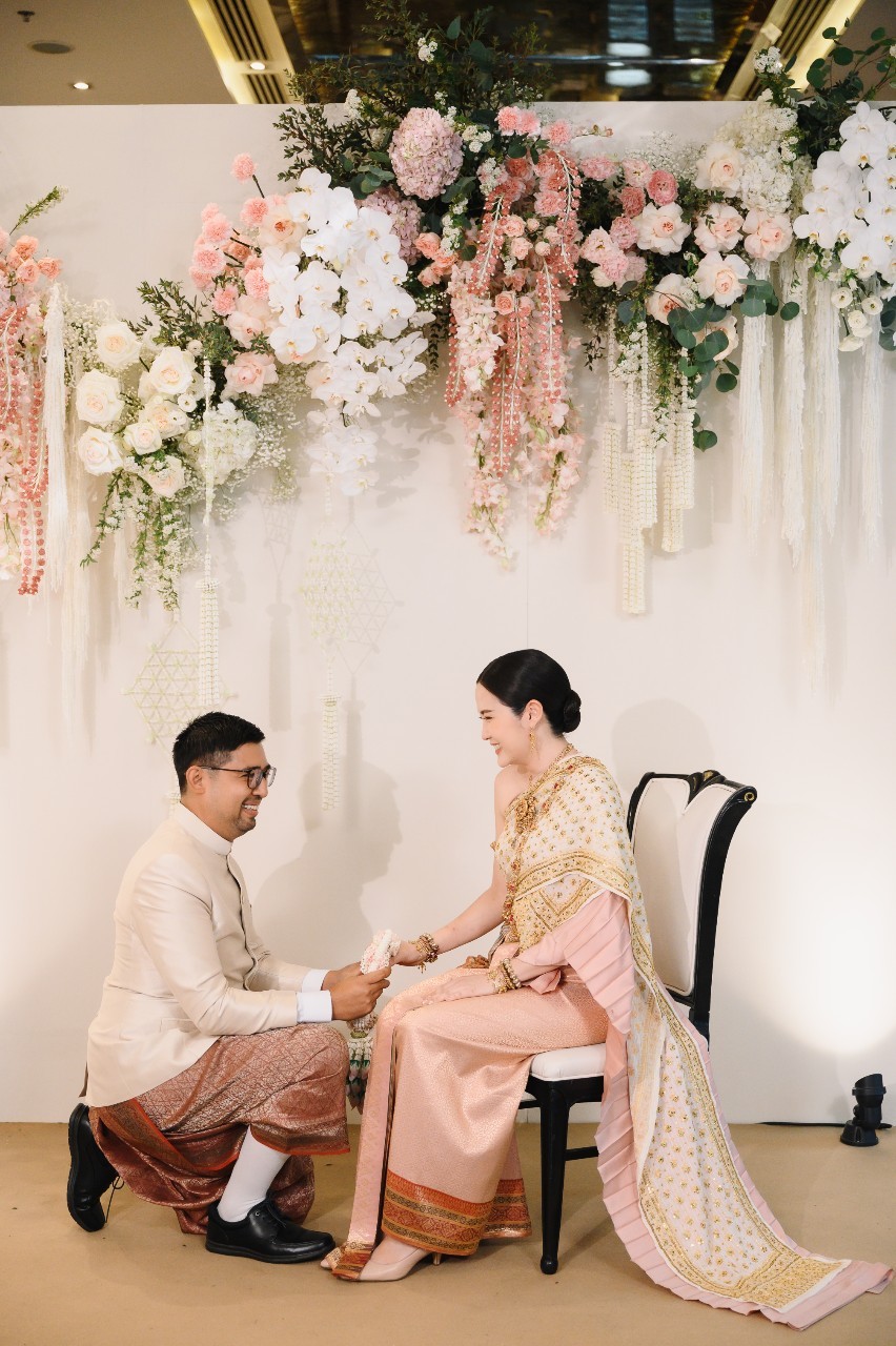 รีวิวแต่งงานแต่งงานคุณต่อและคุณออย โรงแรมรอยัลปริ๊นเซส หลานหลวง