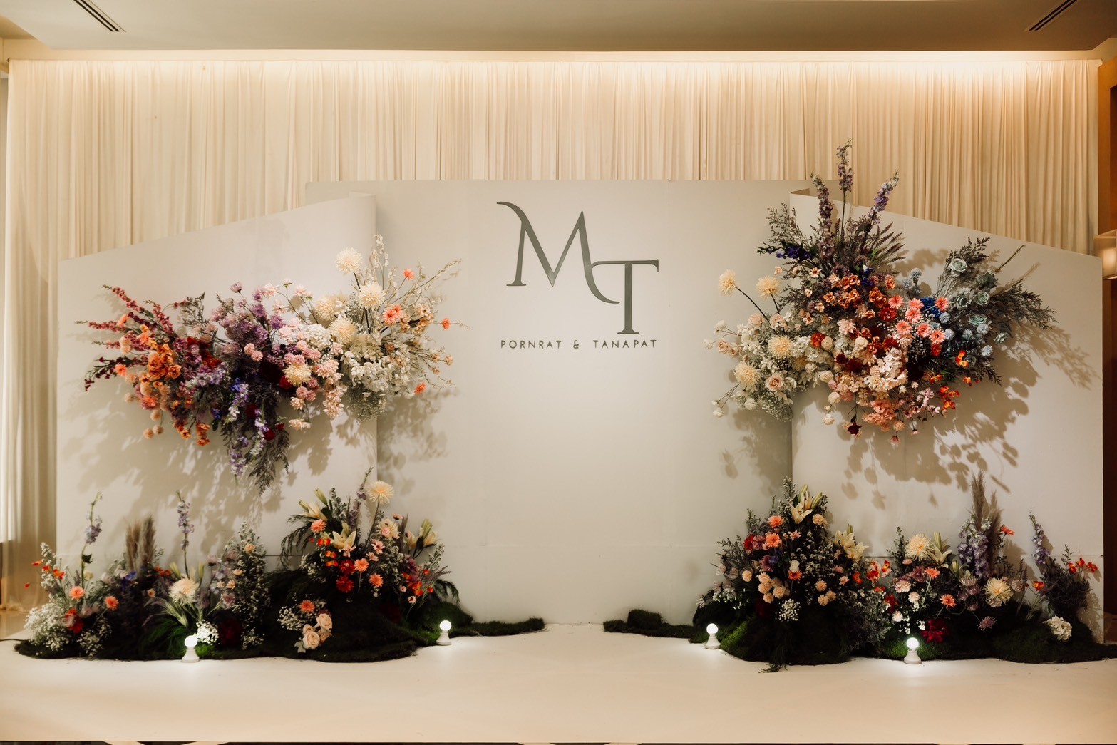 รีวิวแต่งงาน The Banquet Hall at Nathong สถานที่แต่งงานสไตล์ glasshouse