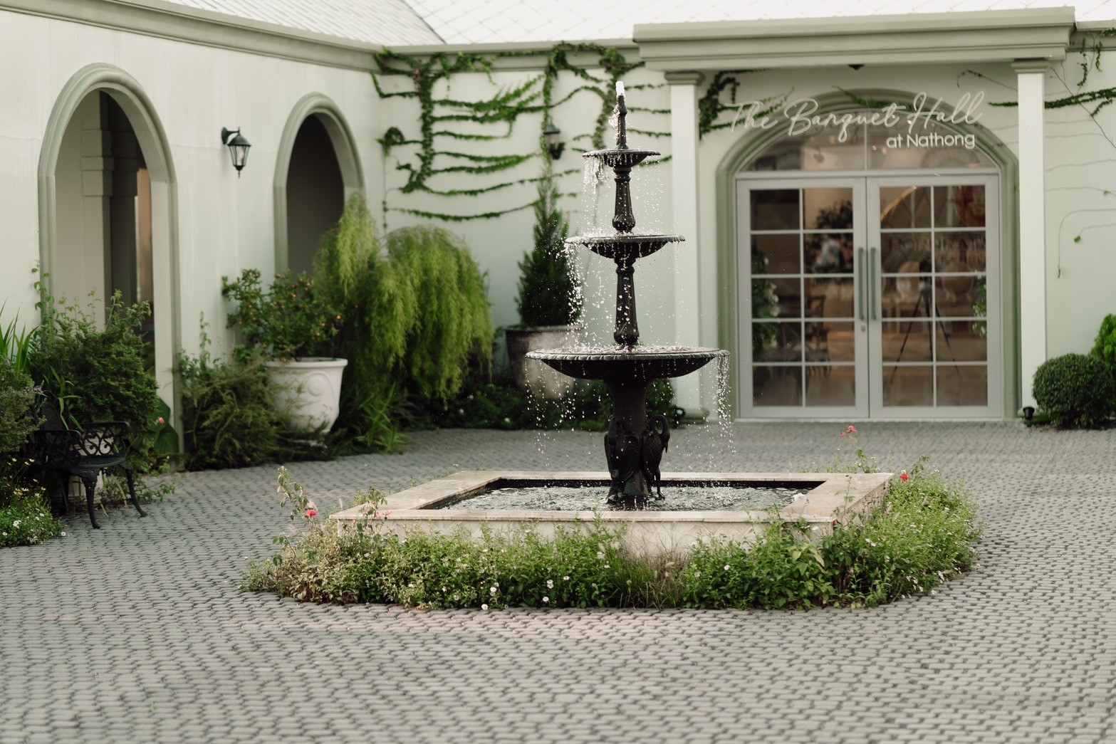 รีวิวแต่งงาน The Banquet Hall at Nathong คุณมิ้นท์และคุณทัช