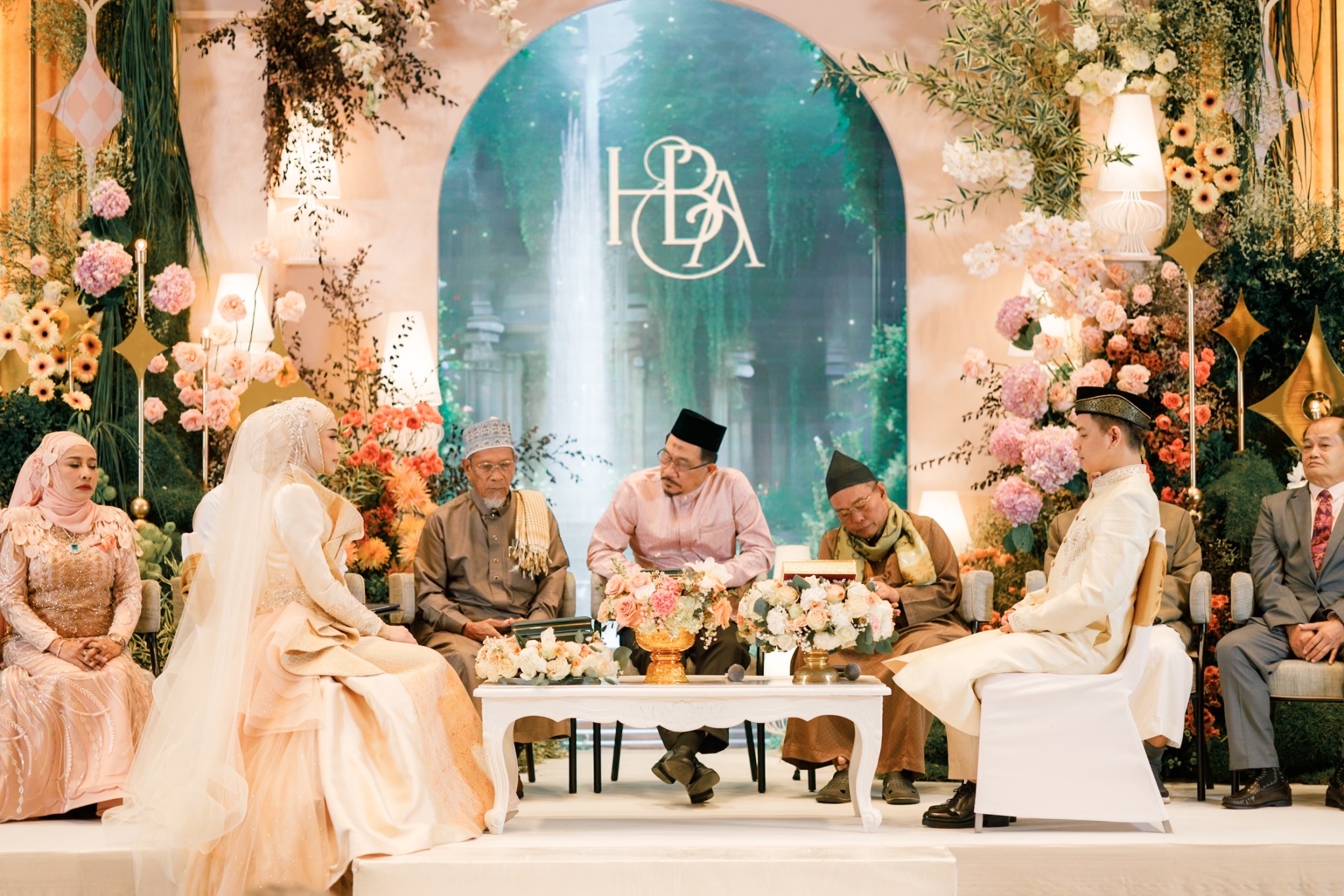 ทำไมต้องมีสินสอด