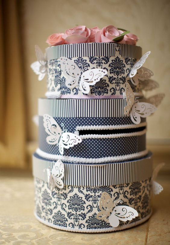 เปลี่ยนรูปแบบกล่องใส่เงินงานแต่งแบบธรรมดา มาเป็นไอเดียรูปเค้กสุดน่ารัก-3