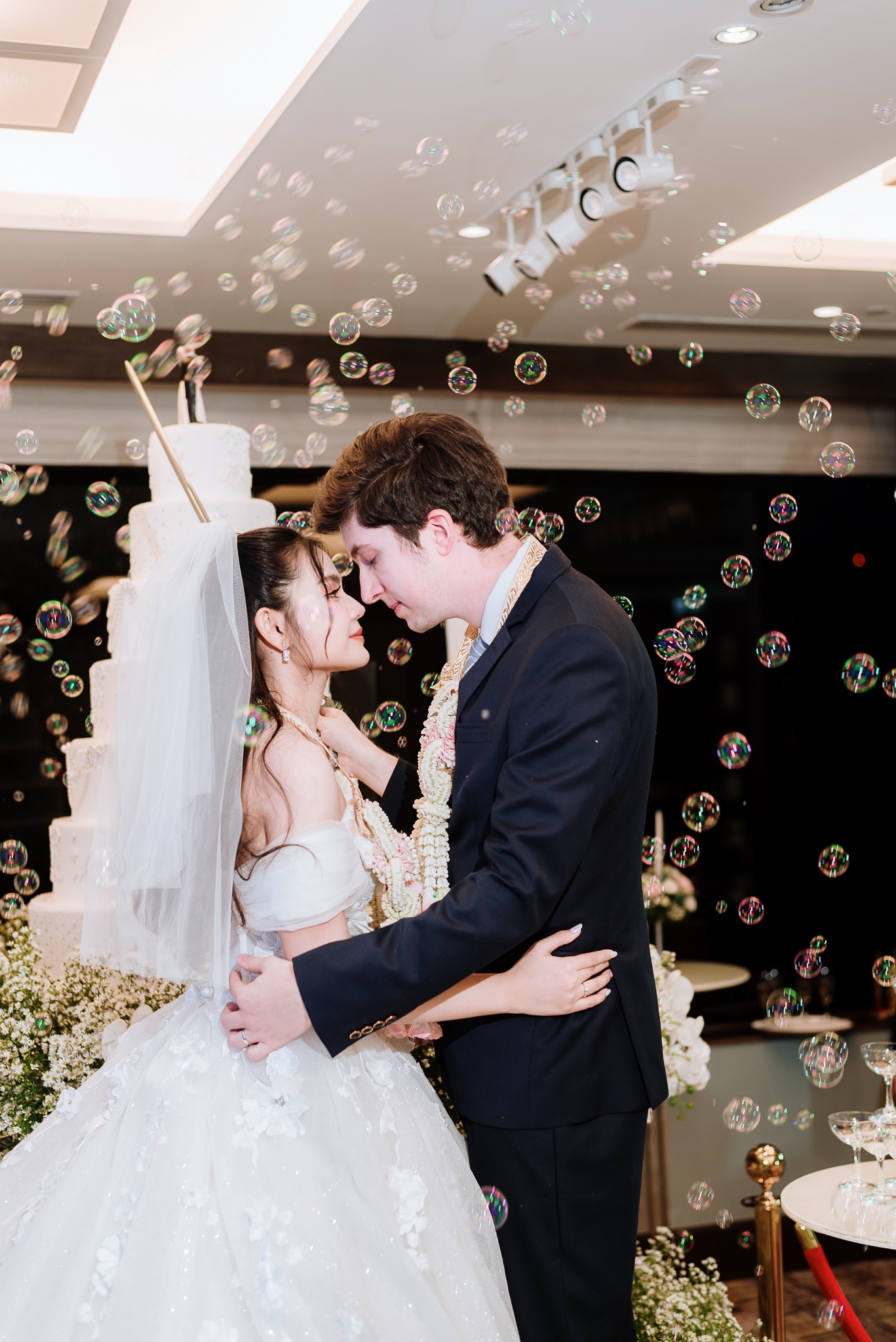 จัดงานแต่งเช้าเลี้ยงเย็น