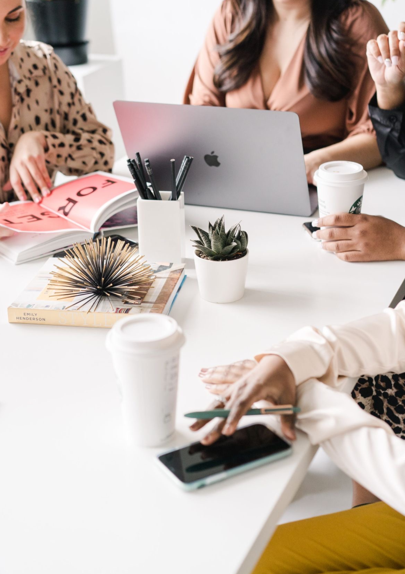 Wedding Planner ผู้ที่ให้คำปรึกษาเกี่ยวกับขั้นตอนการจัดงานทั้งหมด