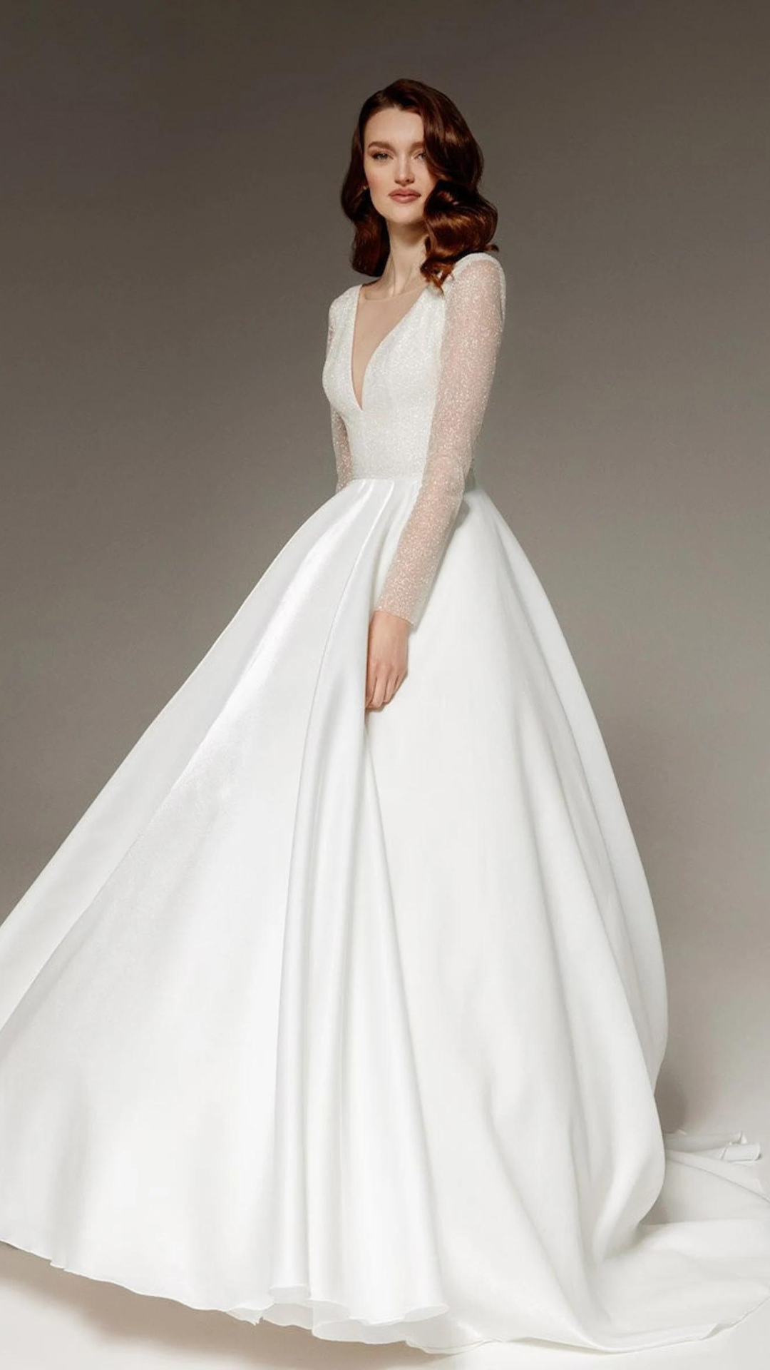 เลือกชุดแต่งงานทรง Ball gown กระโปรงพอง ๆ