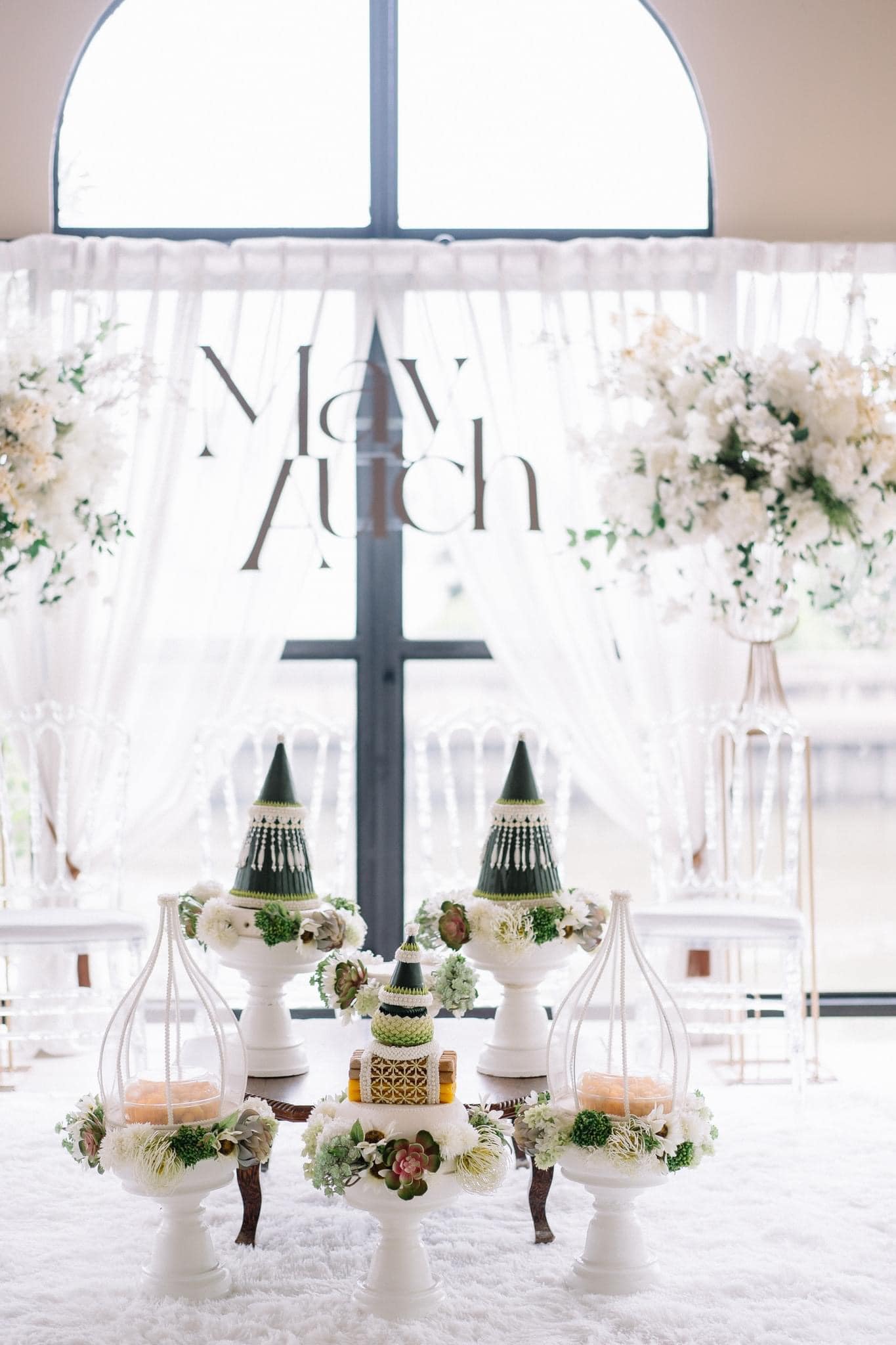 มีทีมงานคุณภาพด้านการจัดงานและดูแลพิธีมาให้บริการบ่าวสาวแบบครบวงจร