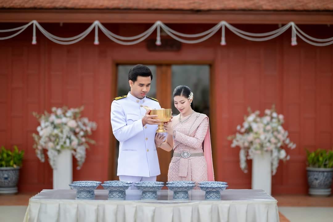 เรือนเจ้าสาว พระราม 5 จะมีทั้งหมก 2 ชั้น ได้รับการตกแต่งภายนอกและภายในแบบเน้นกลิ่นอายแบบไทยแท้