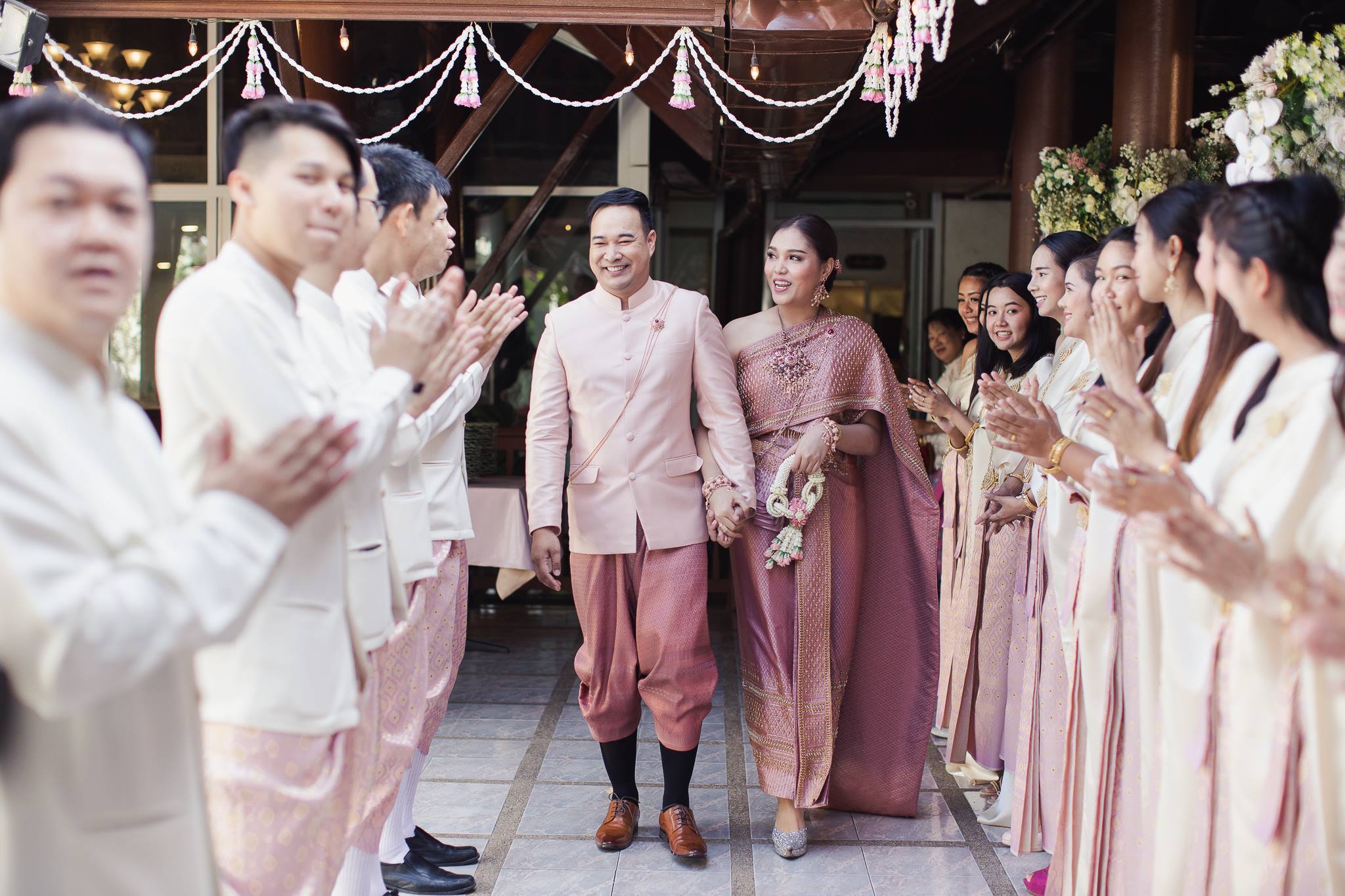 รองรับความคุ้มค่าด้วยแพ็กเกจการจัดงานเช้า-เย็นที่ราคาเริ่มต้นเพียง 299,000 บาท