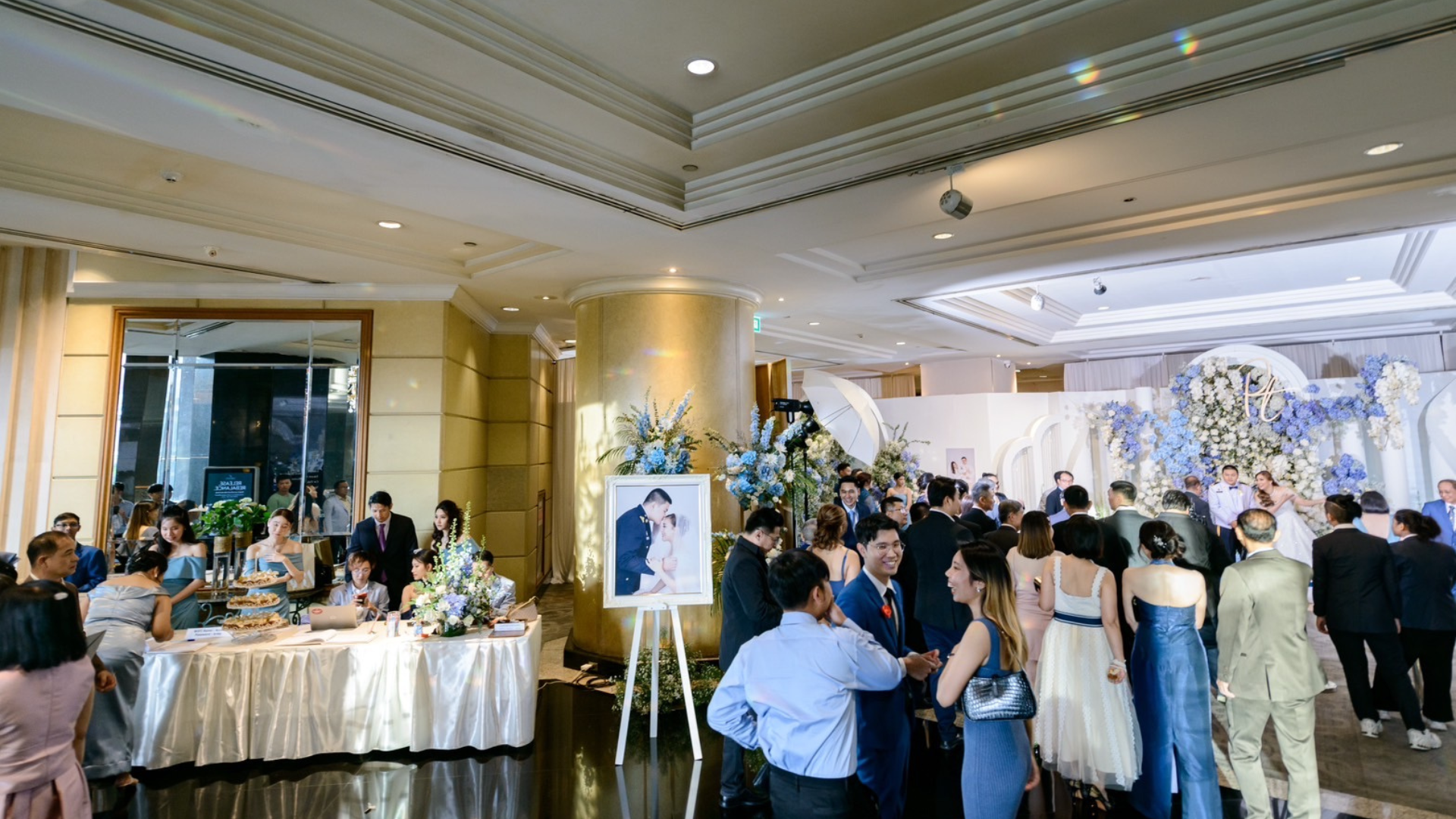 รีวิวแต่งงาน Swissôtel Bangkok Ratchada บริเวณห้องโถงที่รองรับแขกได้มาก