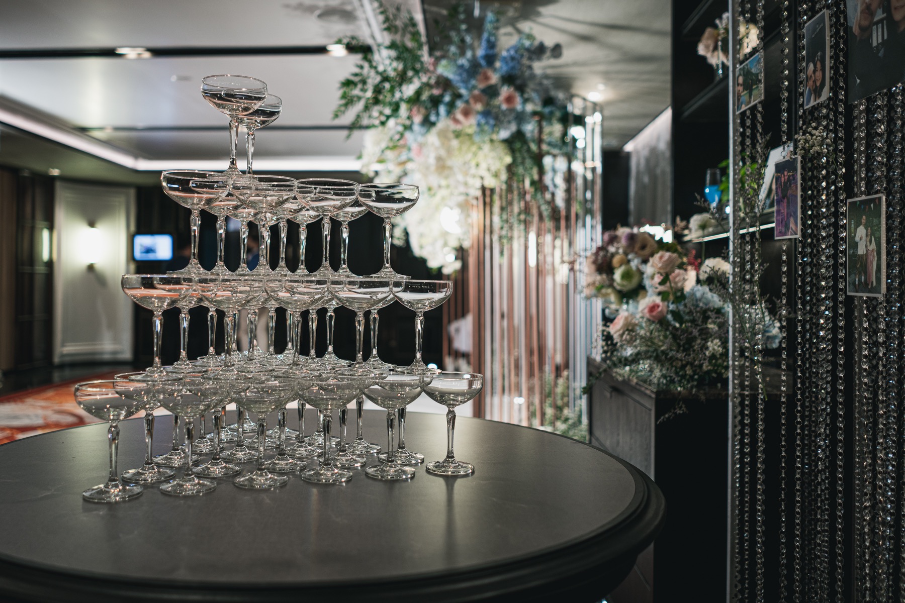 โรงแรมวี โฮเทล กรุงเทพฯ สถานที่แต่งงานชิค ๆ ที่ผสมผสานกับสไตล์โมเดิร์น