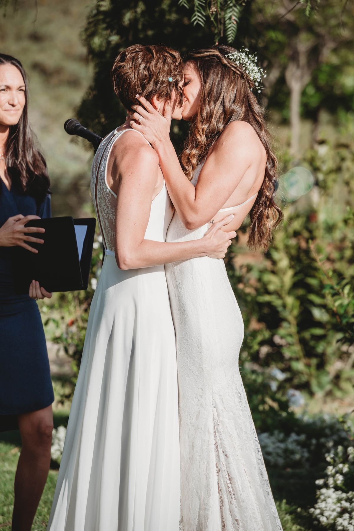 จูบแห่งรักและคำมั่นสัญญาของสองเรา