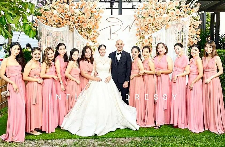ร้านเช่าชุดเพื่อนเจ้าสาว ราคาถูก ต้องร้าน Infinity dressy