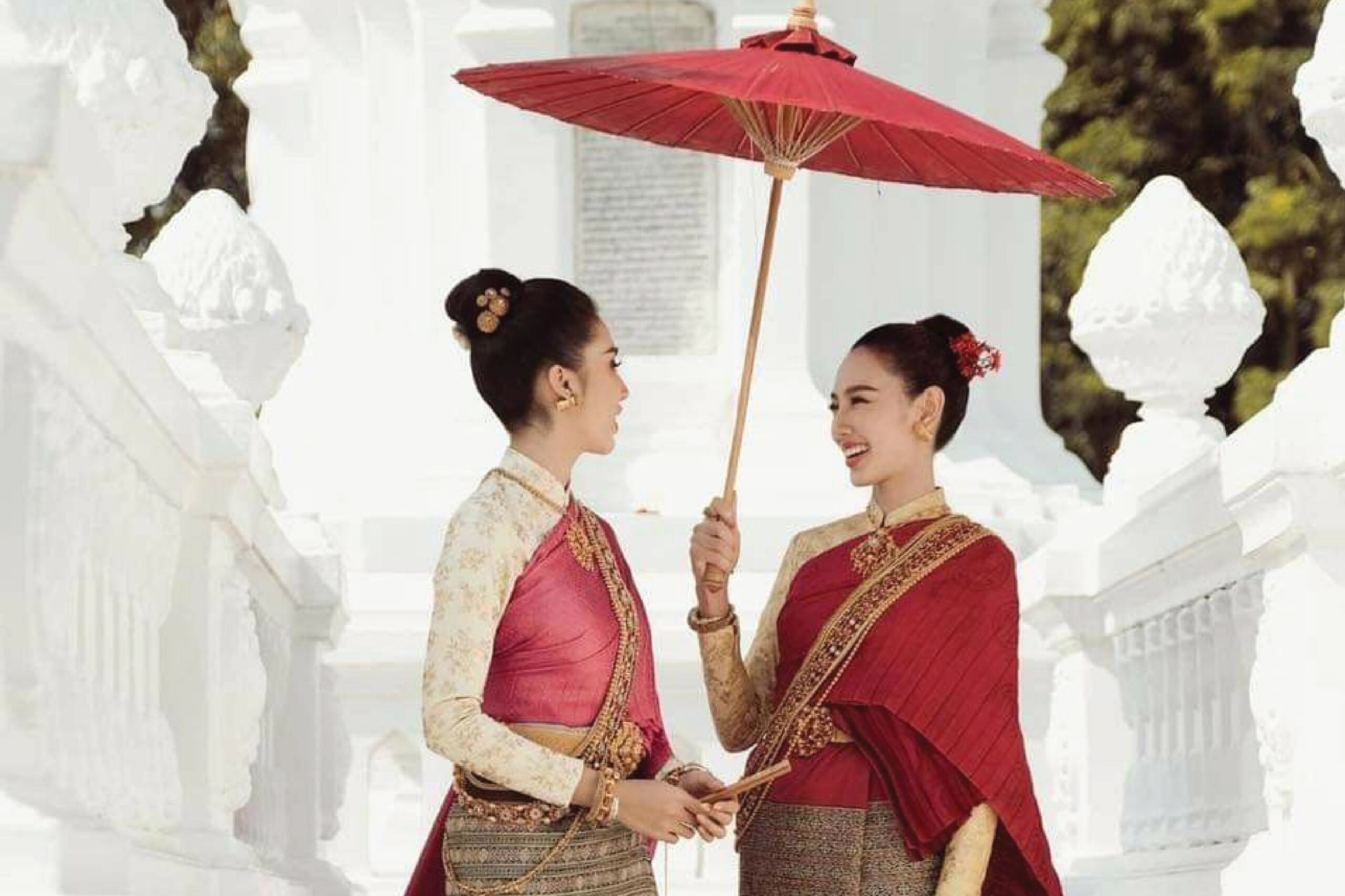 ชุดแต่งงานสีแดงในวัฒนธรรมไทย