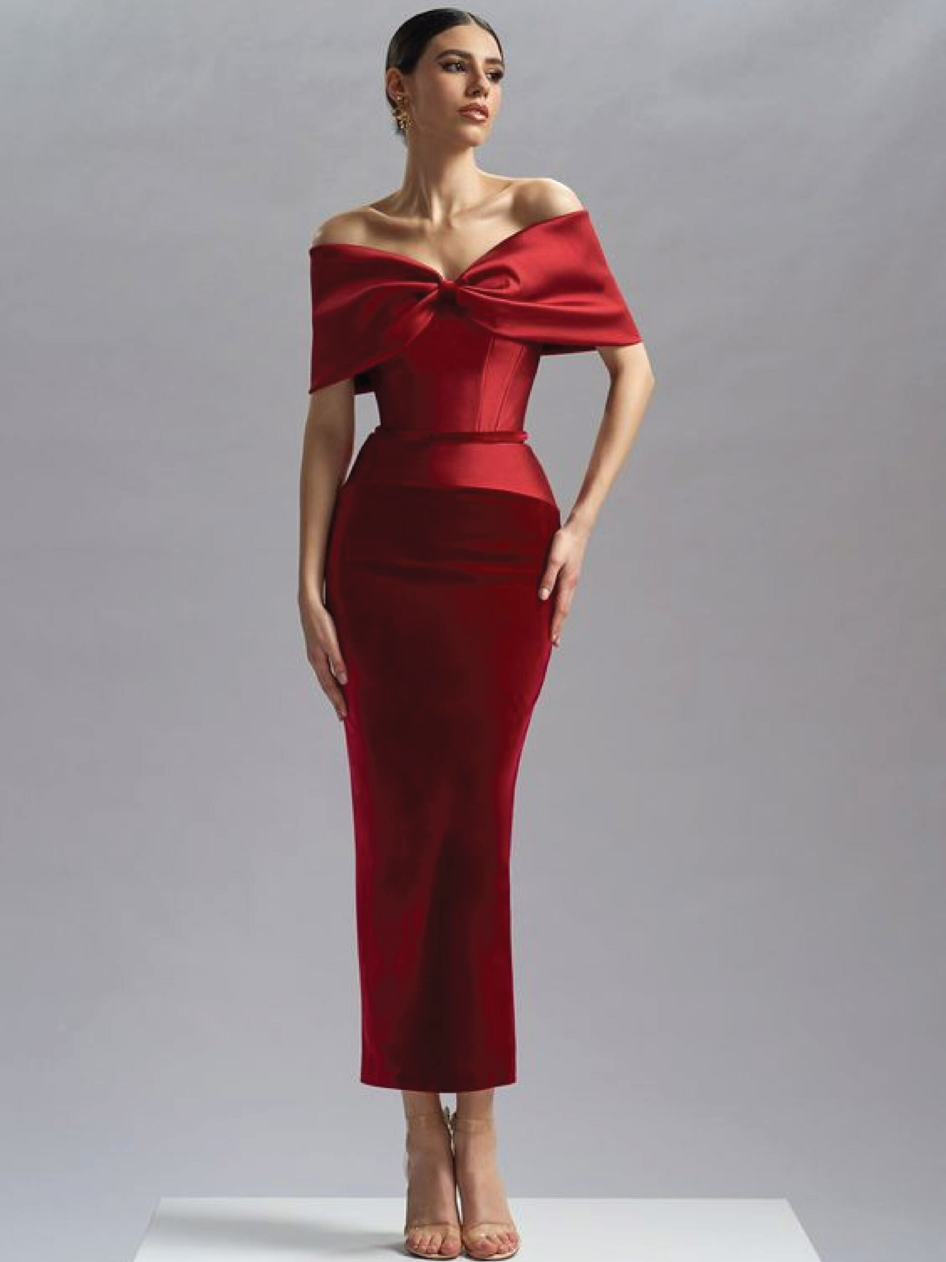 ชุดเจ้าสาวสีแดงทรง Sheath