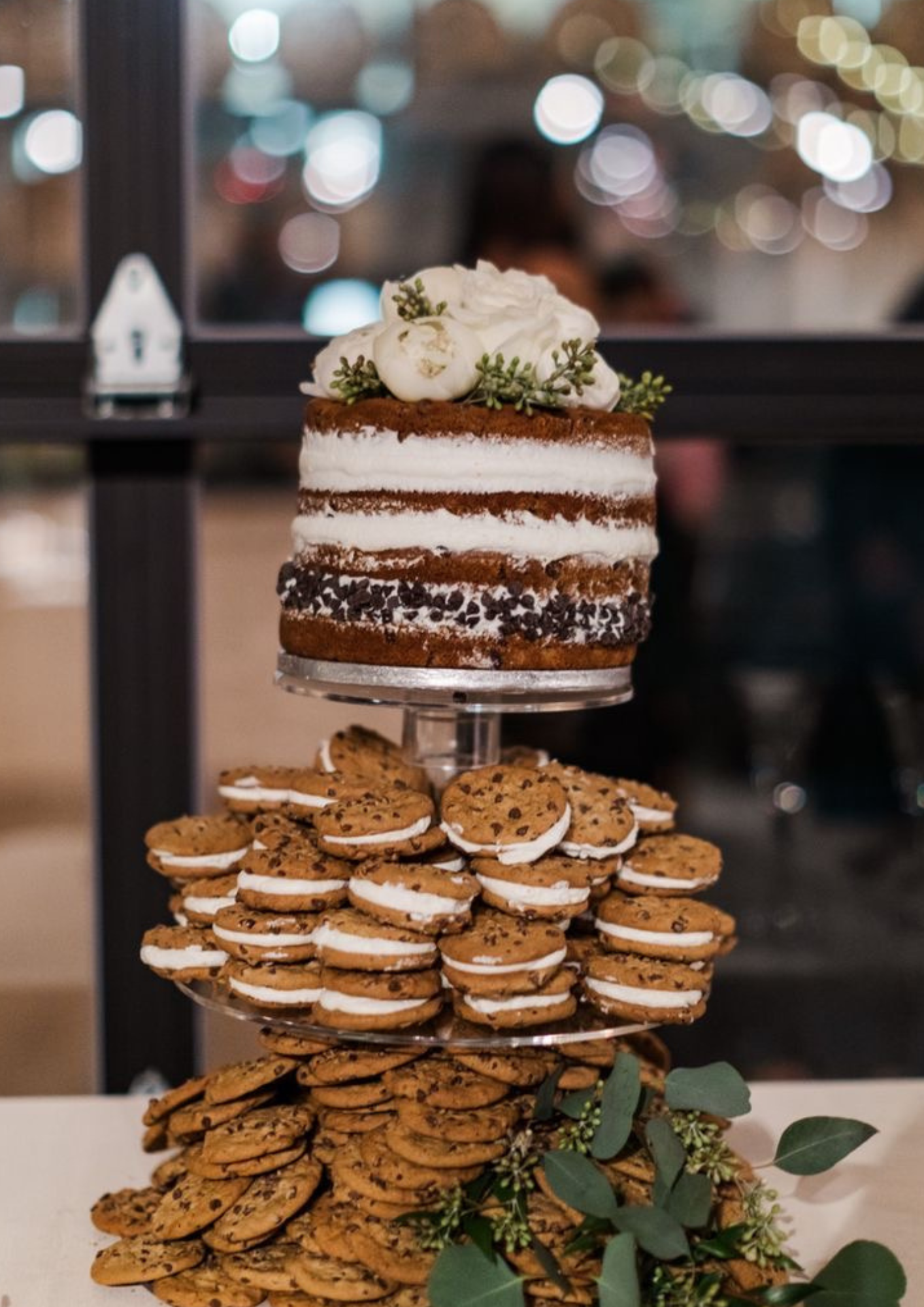 เค้กแต่งงานคุ้กกี้กรุบกรอบ