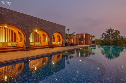 Cross Chiang Mai Riverside