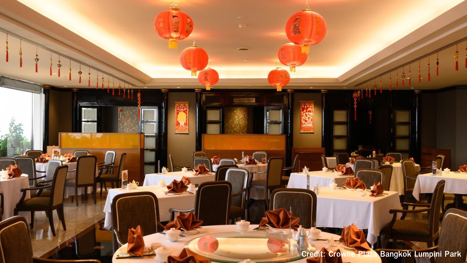 ห้องจัดเลี้ยงวิวดีกับโรงแรม Crowne Plaza Bangkok Lumpini Park