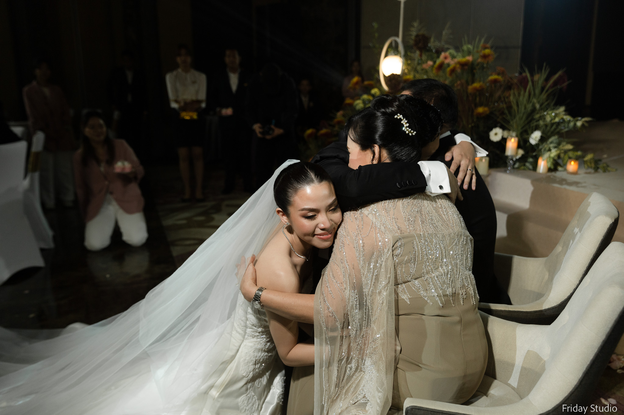 รีวิวแต่งงานสวมกอดของครอบครัว