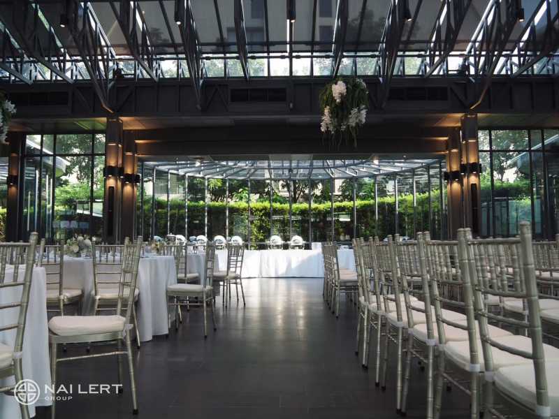 สถานที่จัดงานแต่ง Glass House ที่ผสมผสานความร่วมสมัยเข้าด้วยกันอย่างลงตัว