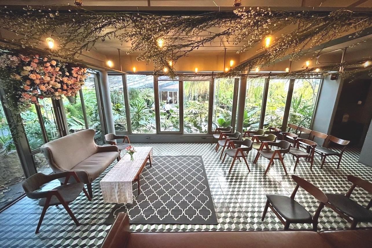 ร้านอาหารจัดงานแต่งในสไตล์ Glass house