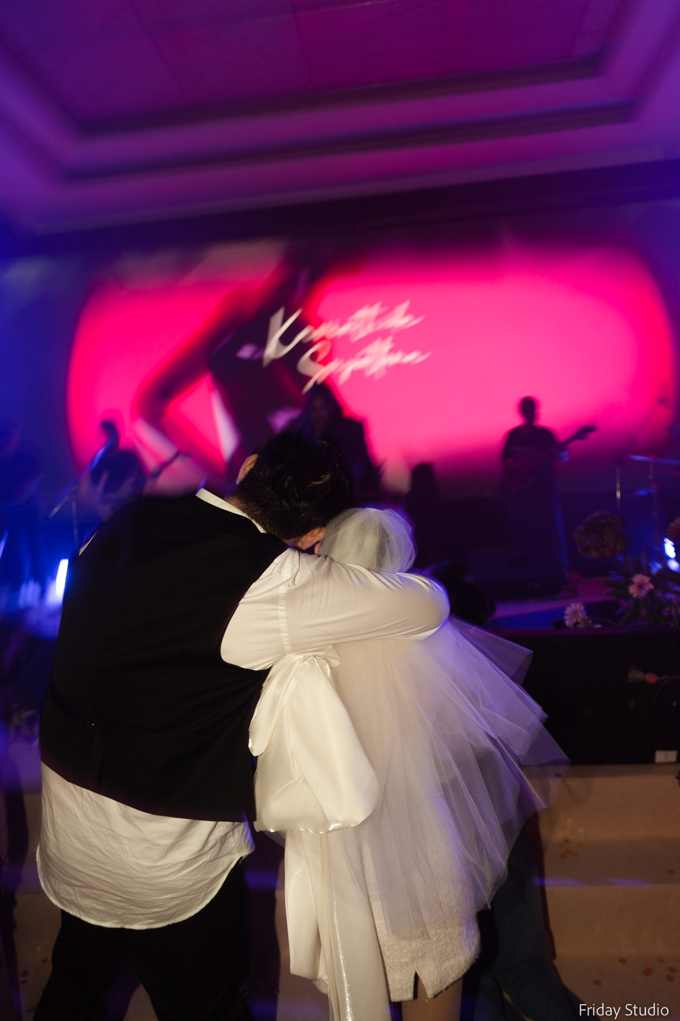 รีวิวแต่งงานกับบทเพลงสุดประทับใจ