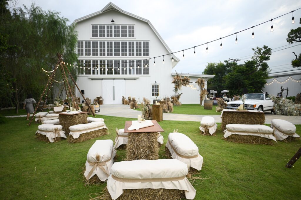 การจัดงานแต่งสไตล์ Rustic ด้วยวัสดุจากธรรมชาติ