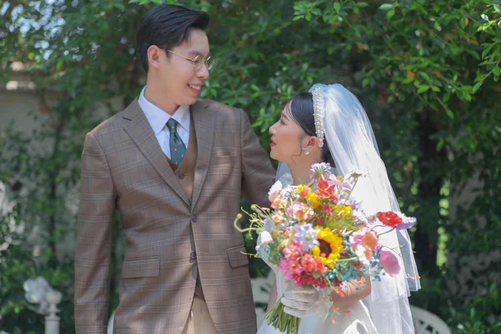 เเตงงานในสวน 2