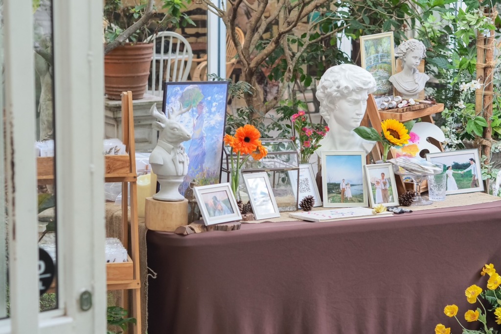 เเต่งงานในสวน