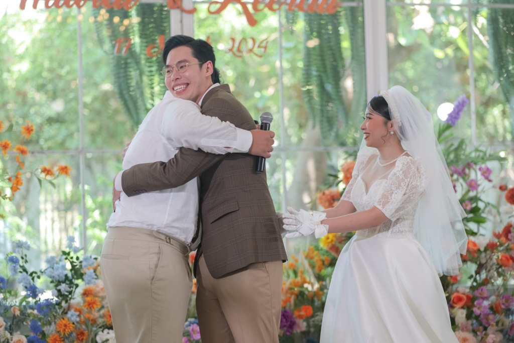 เเต่งงานในสวน