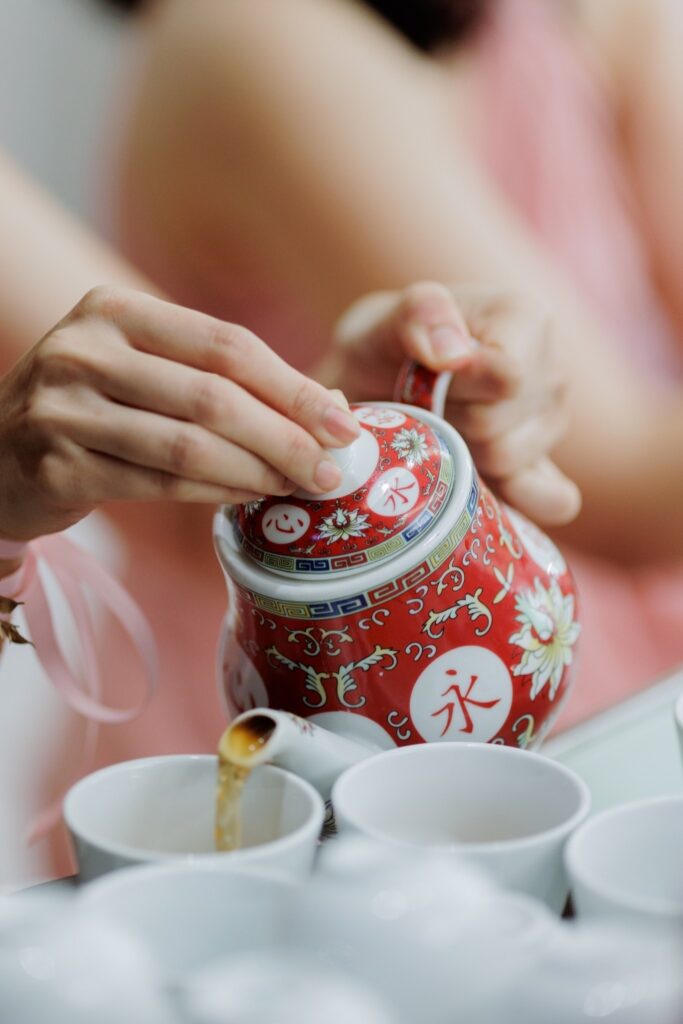 พิธียกน้ำชาแบบจีน