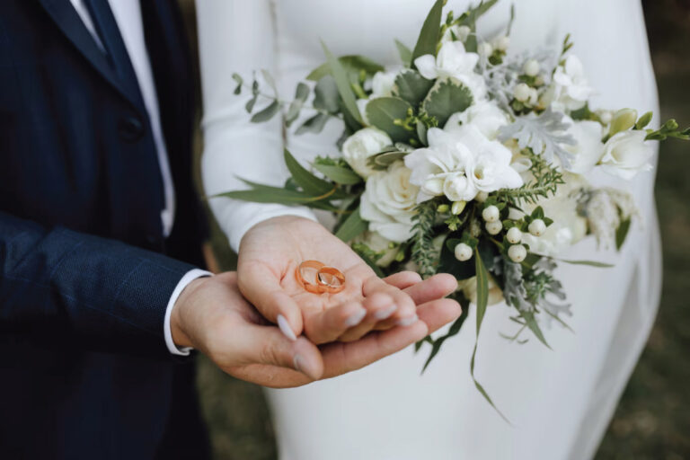 เรื่องโรแมนติกของแหวนแต่งงาน ความหมายของคำว่า “รัก” ในแบบต่าง ๆ