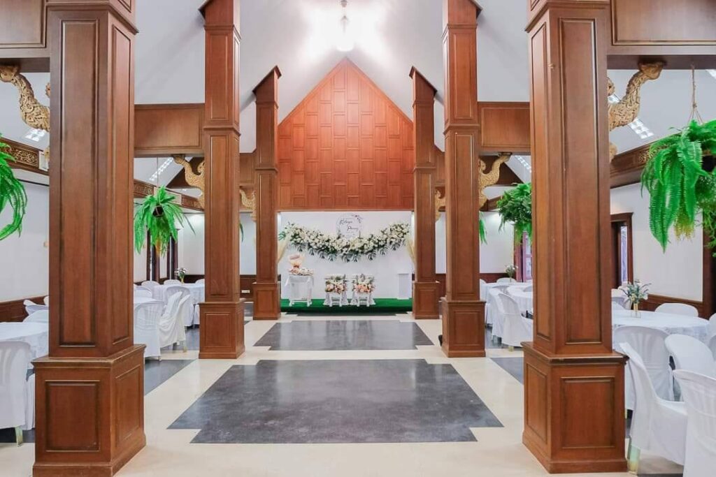 บ้านนายไกรเรือนไทยคลอง ทวีวัฒนาสาย 3 เรือนไทยที่จะมามอบความประทับใจให้กับบ่าวสาว