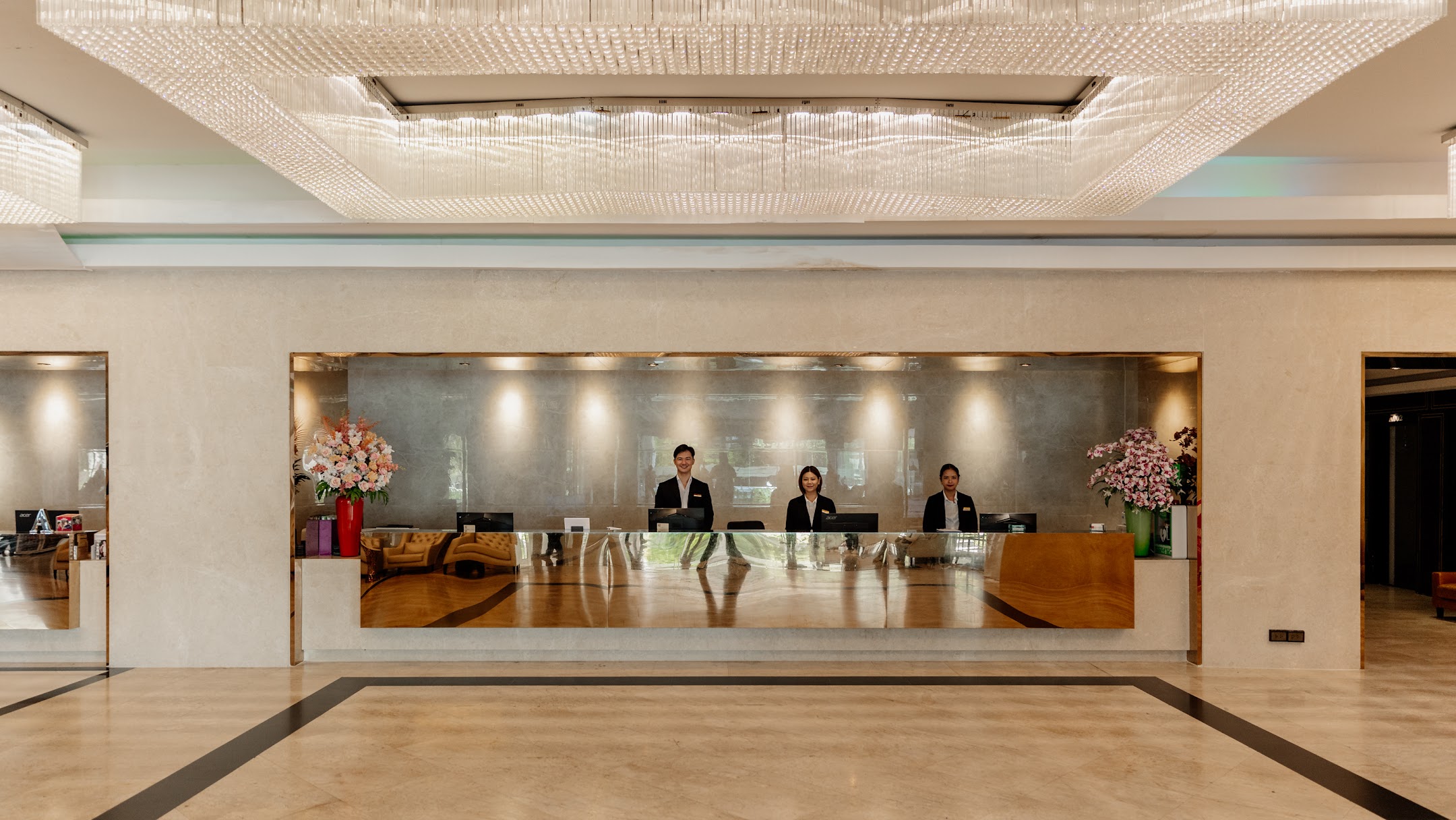 รีวิวแต่งงานการได้รับบริการที่ดีจากทางโรงแรม Avana Hotel and convention Centre