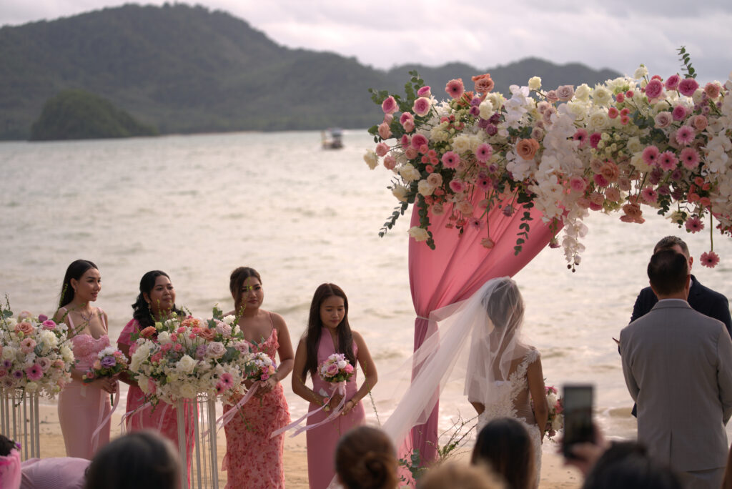 งานแต่งงานริมทะเล คุณริชาร์ดและคุณเบลล่า 