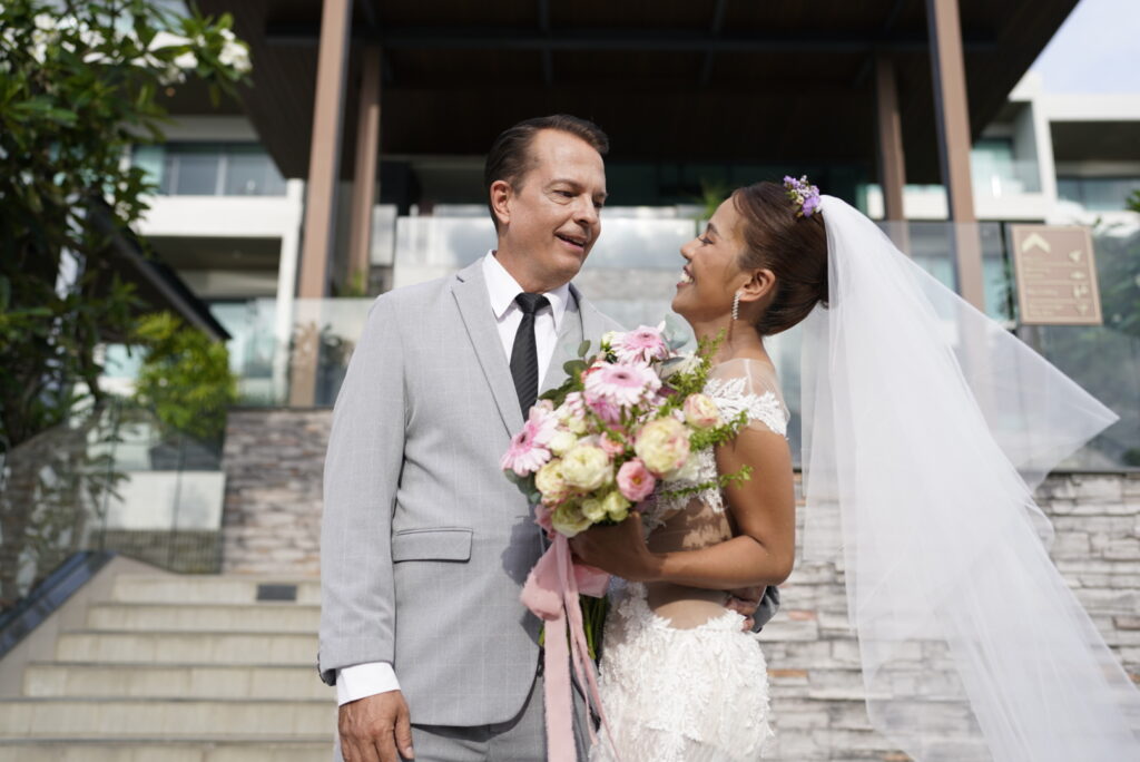 งานแต่งงานคุณริชาร์ดและคุณเบลล่า ริมหาดพันวา บรรยากาศส่วนตัว
