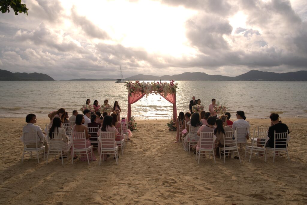 งานแต่งงานคุณริชาร์ดและคุณเบลล่า ริมหาดพันวา