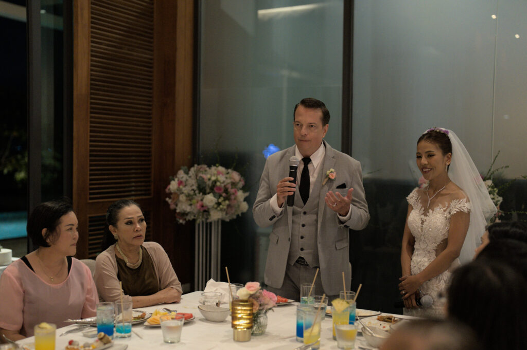 งานแต่งงานคุณริชาร์ดและคุณเบลล่า พิธีสุดเรียบง่าย