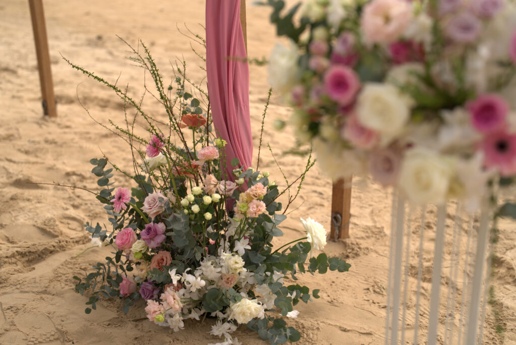 งานแต่งงานคุณริชาร์ดและคุณเบลล่า ธีมม่วง ขาว ชมพู