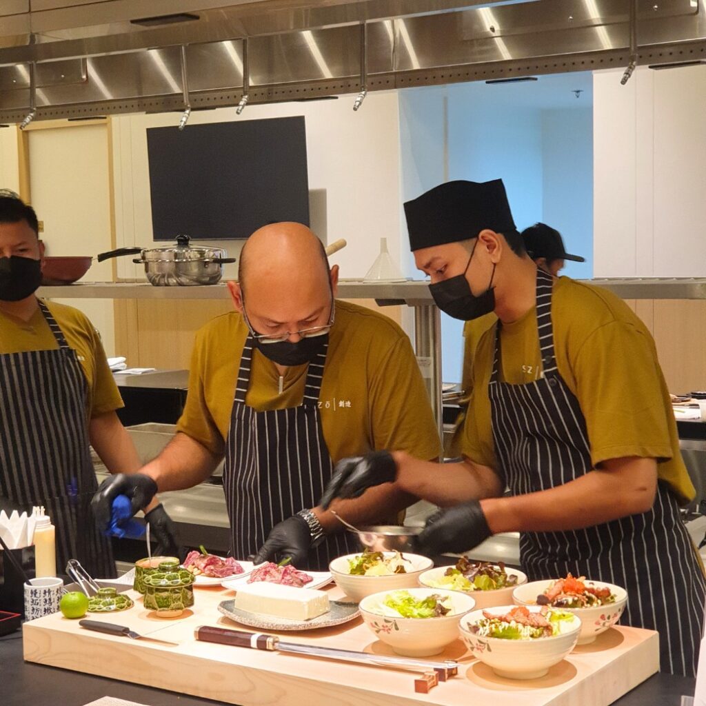  sozo bangkok ใส่ใจกับทุกเมนูที่เสิร์ฟ