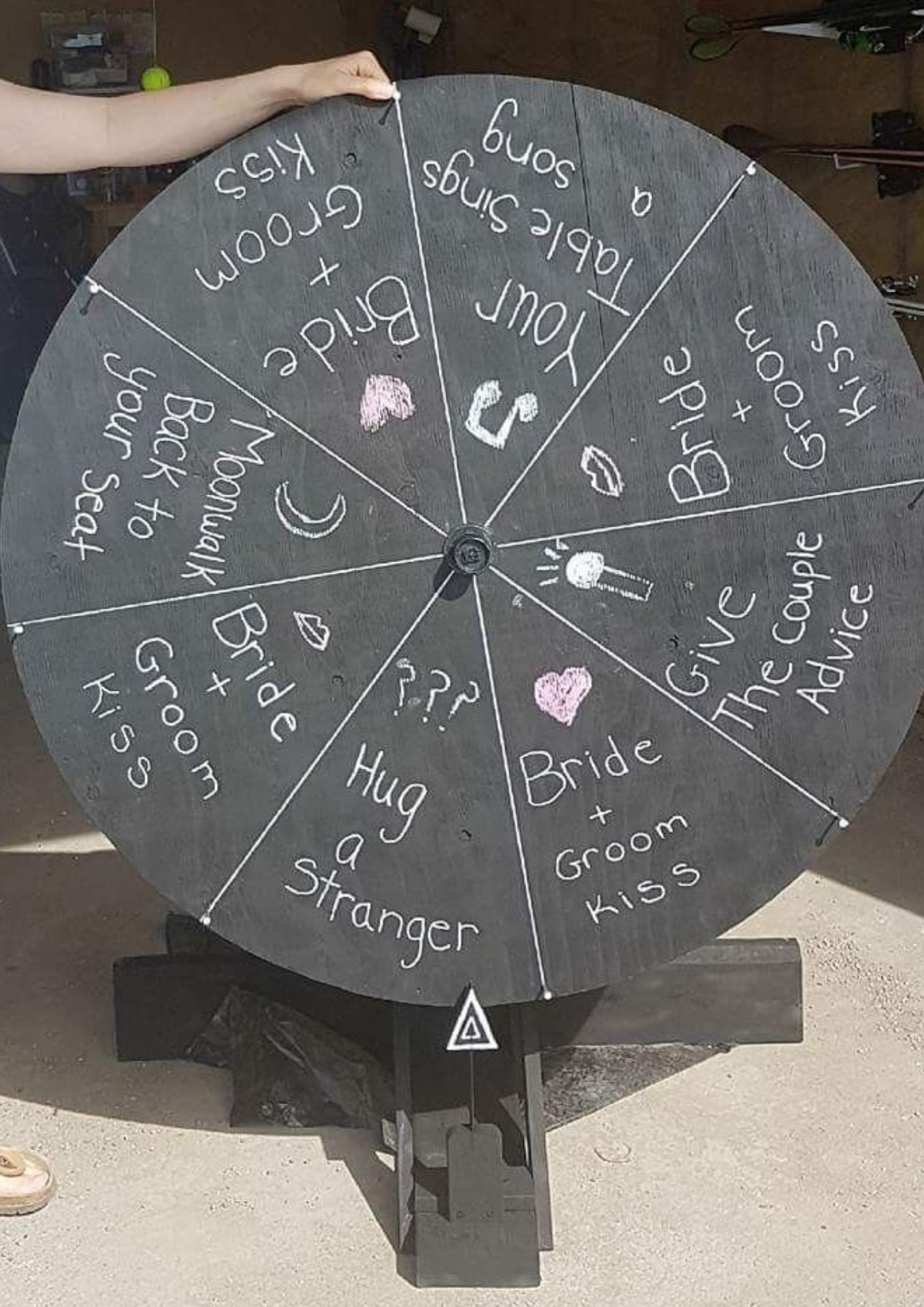 เกมงานแต่งปาเป้าที่ต้องใช้ความแม่นยำและเล็งให้ดี