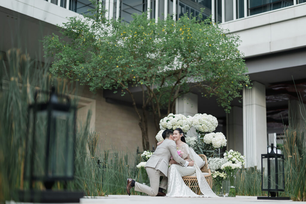 Four seasons Hotel Bangkok สถานที่จัดงานแต่งงาน Ultra Luxury ที่ตั้งอยู่บนทำเลทองติดริมแม่น้ำเจ้าพระยา