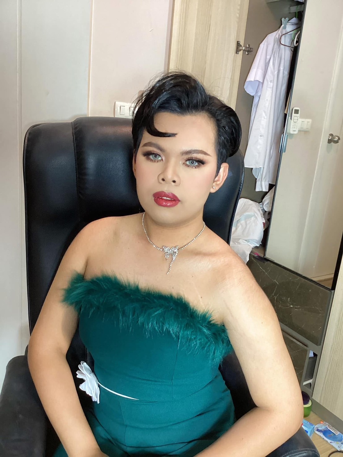 ทรงผมไปงานแต่งแบบสาวผมสั้นสุดเท่