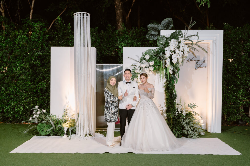 แต่งงานในสวนแบบเรียบง่าย ณ กาลนาน ริเวอร์ไซด์