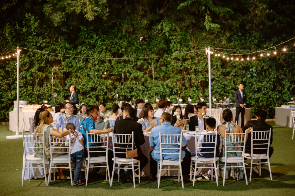 กาลนาน ริเวอร์ไซด์ มีพื้นที่กว้างขวางสำหรับรองรับแขกที่มาร่วมงาน