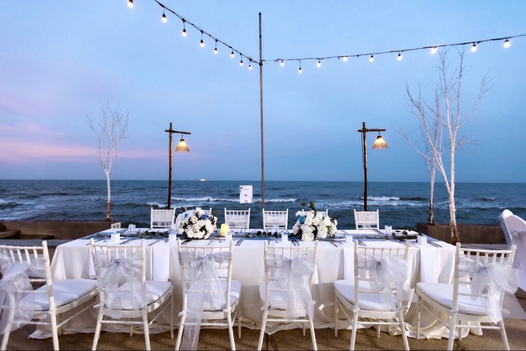 วรบุระ หัวหิน รีสอร์ท แอนด์ สปา ให้คุณออกแบบงานแต่งได้ตามต้องการ