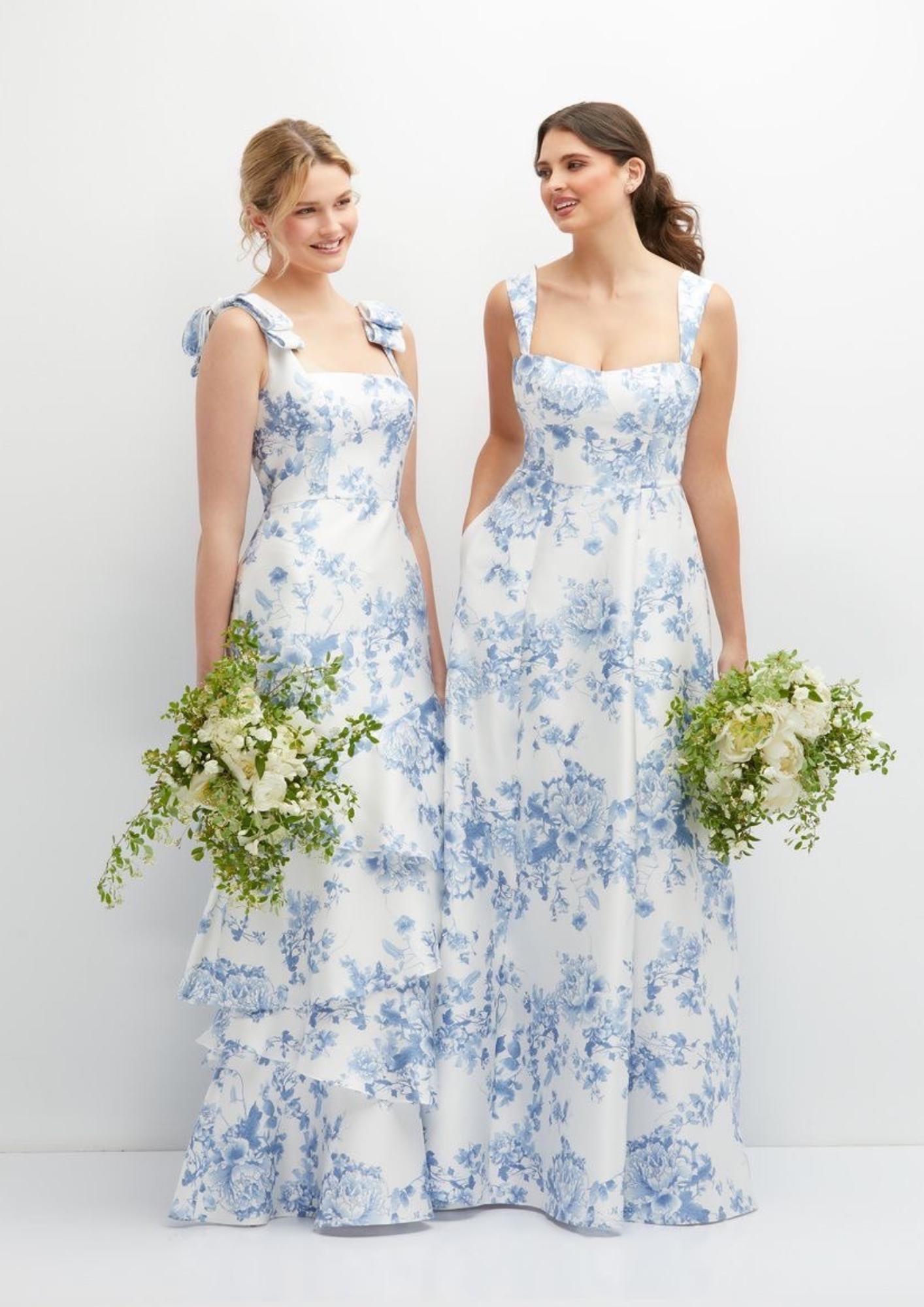 ชุดไปงานแต่งกลางวันแบบสายเดี่ยวสีขาวลายดอกแบบสุขุม