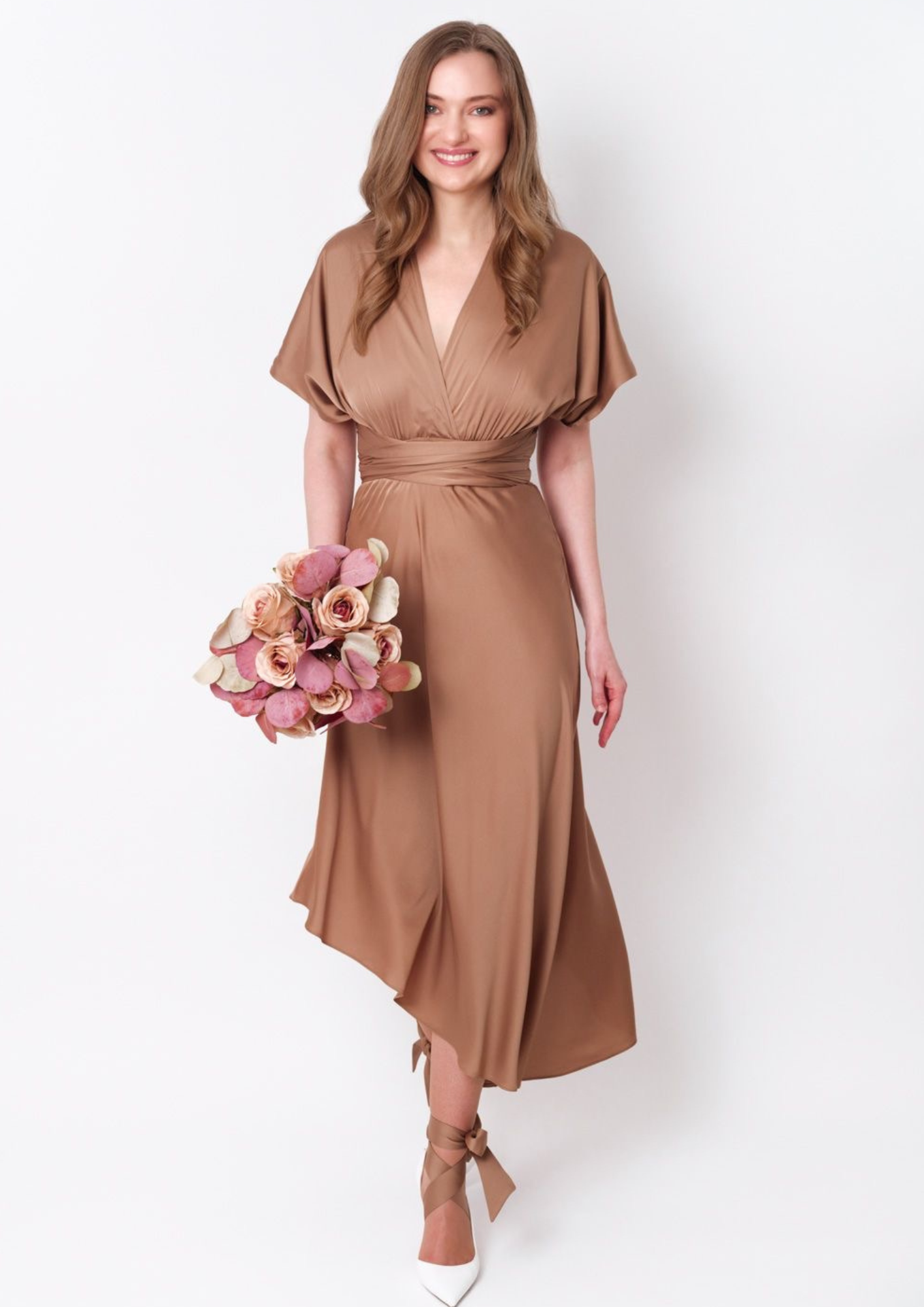  ชุดไปงานแต่งสีน้ำตาล Pantone color 2025