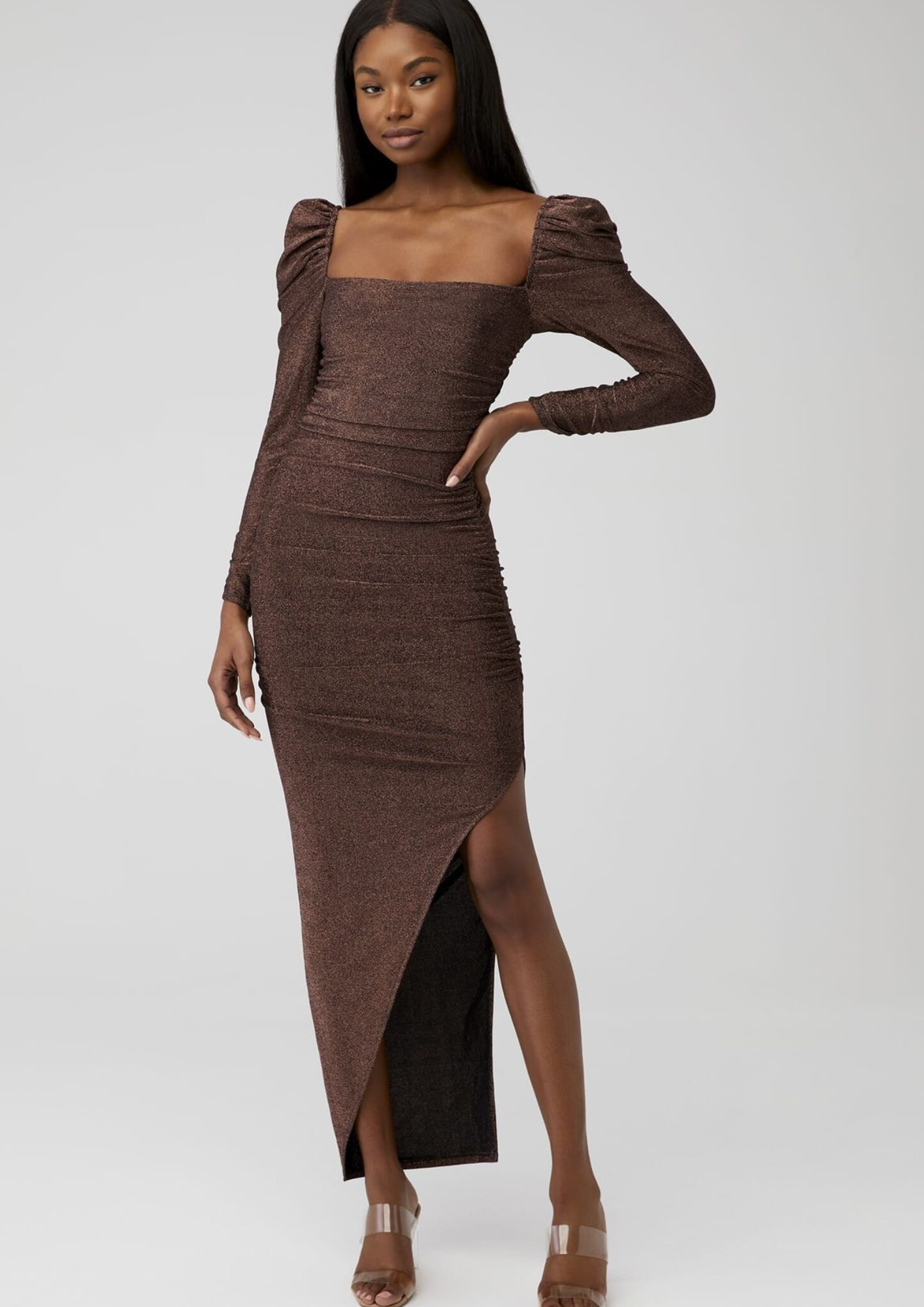 ชุดไปงานแต่งงานสีน้ำตาลเข้มแขนยาว