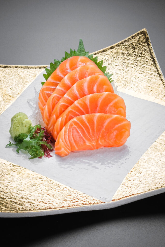 Sozo catering มี salmon สดใหม่เสิร์ฟทุกคำ