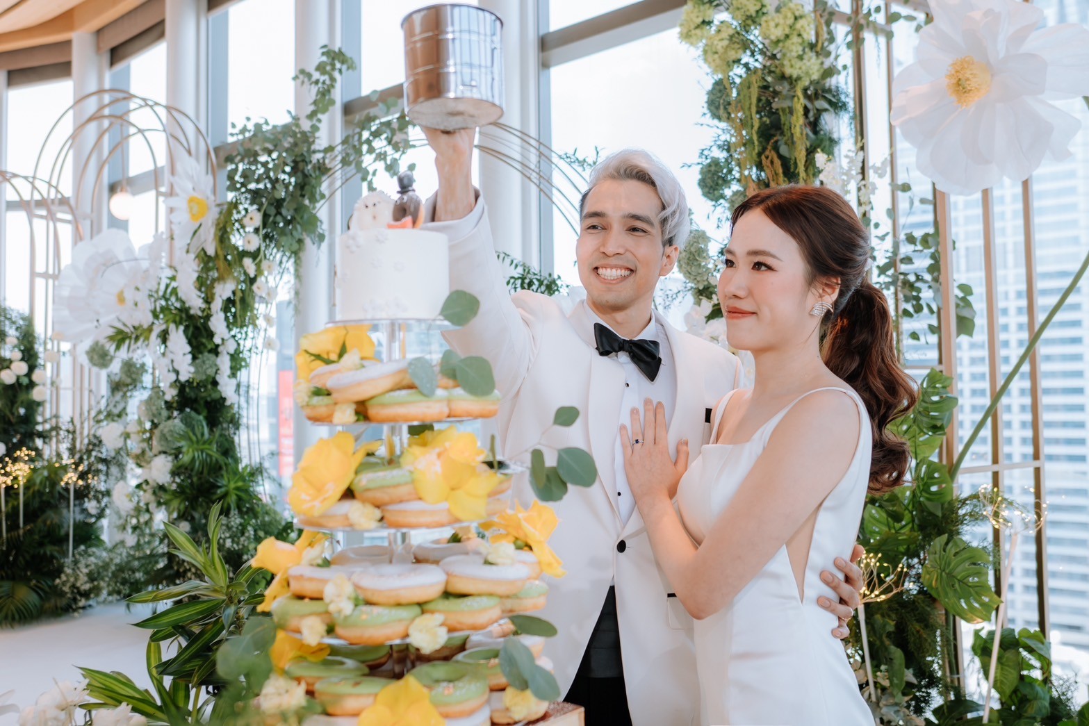 รีวิวแต่งงานบรรยากาศโรยไอซิ่งเค้กโดนัท