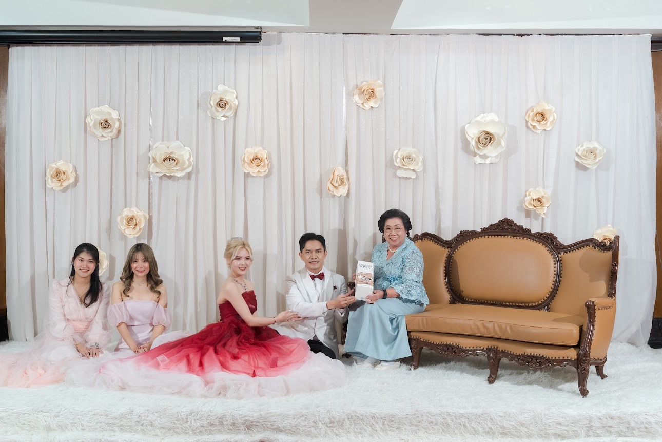รีวิวแต่งงานกับการมอบของขวัญให้ญาติผู้ใหญ่